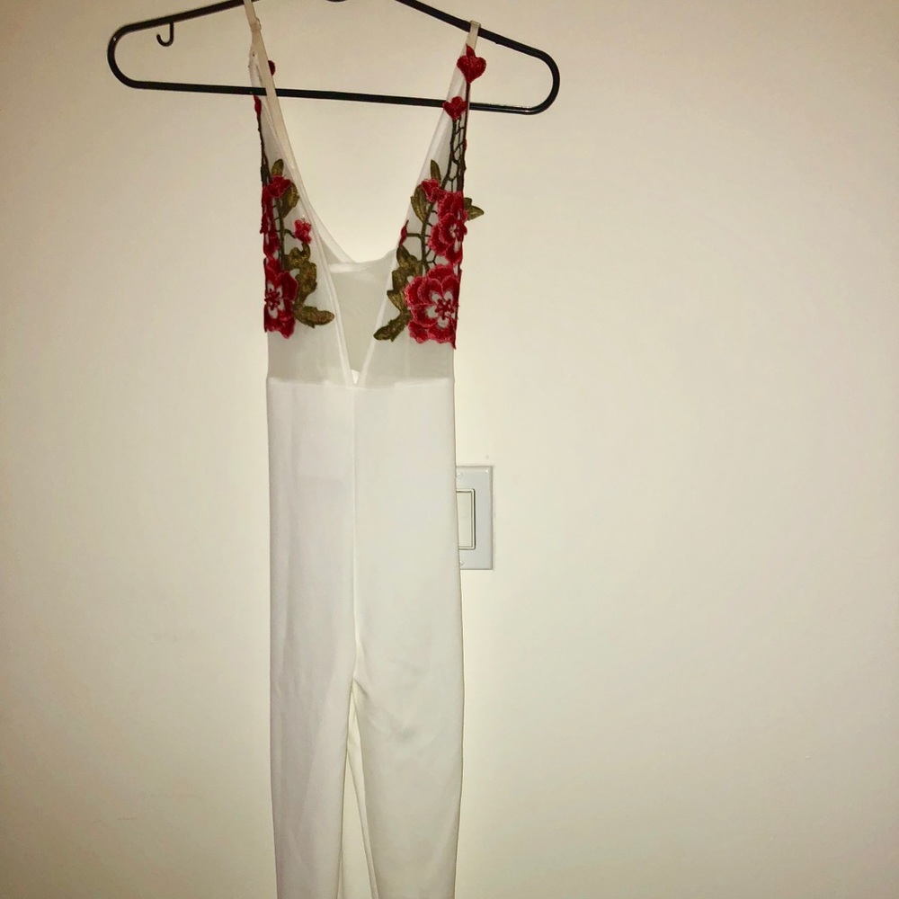 White missguided jumper size 0